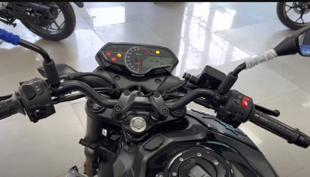 Bajaj Pulsar N160