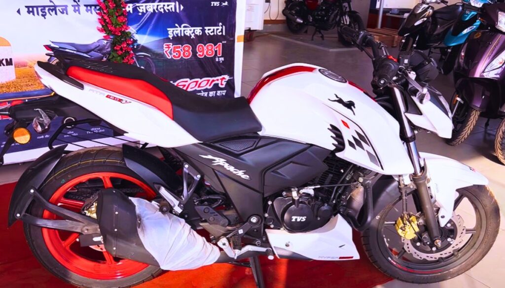 TVS Apache RTR 160 4v