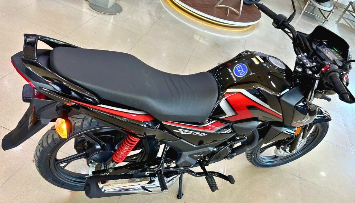 Honda sp 125 online bs6 on road price