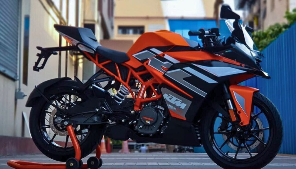 On road price of ktm rc 200 bs6 hot sale