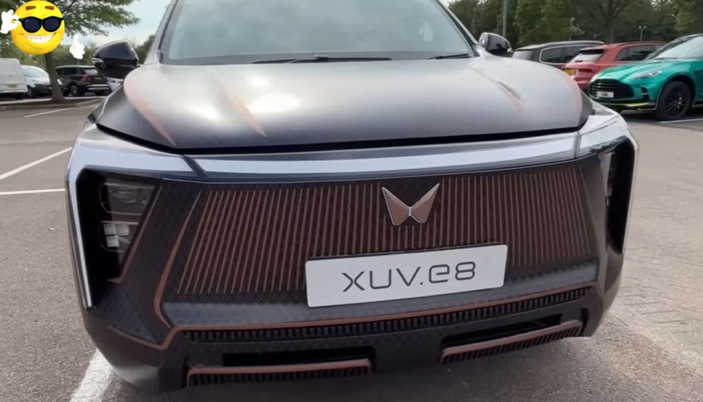 Mahindra XUV700 2024