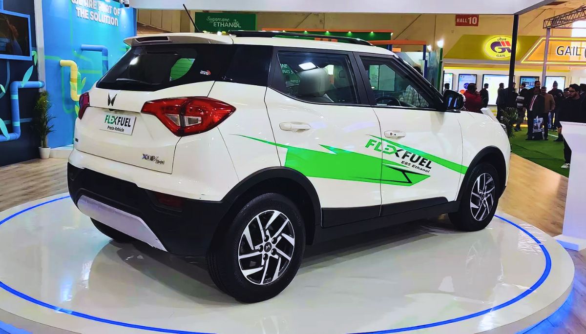 Mahindra XUV300 Flex Fuel Bharat Mobility Expo