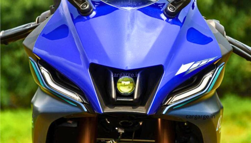 Yamaha R15